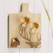 Planche de présentation en bois - Cerf