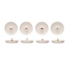 Plat rond - Figurines de Noël (père Noël, bonhomme de neige, sapin et maison) - Creative Coop