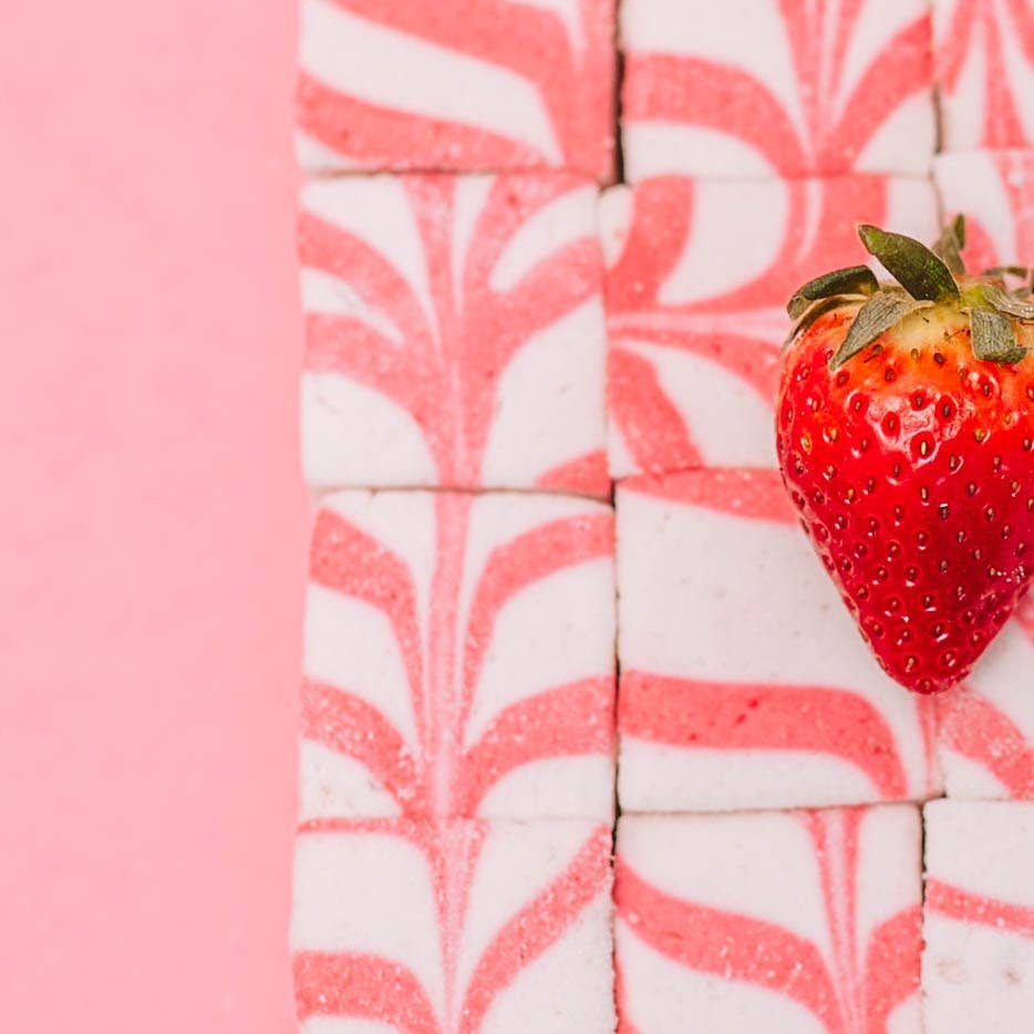 Guimauves cheesecake à la fraise / Sans gluten / Confiserie