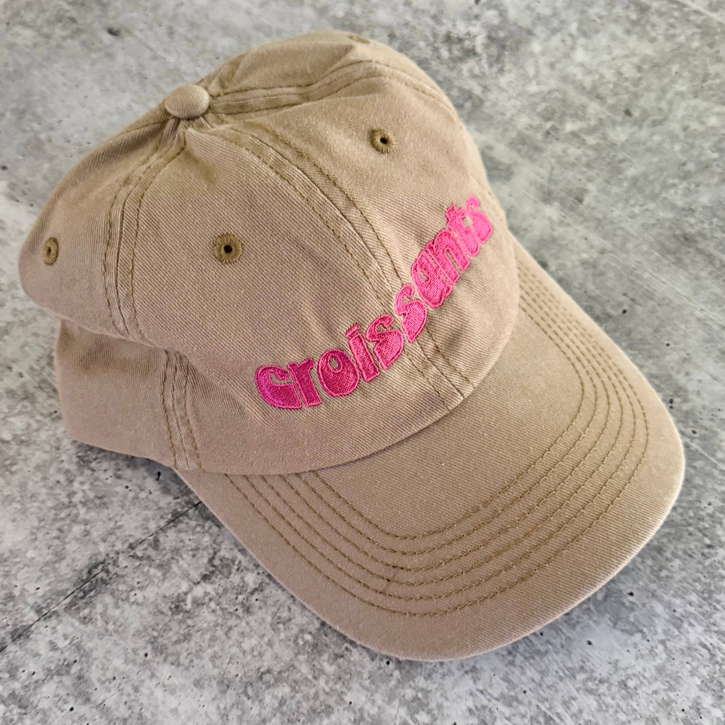 Casquette baseball « croissants » style dad hat pour chef et boulanger