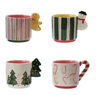 Tasses 3-3/4"rd X4-1/4"h - Motifs de Noël (canne de bonbon, bonhomme de neige, sapin et bonhomme en pain d'épices) - Creative Coop