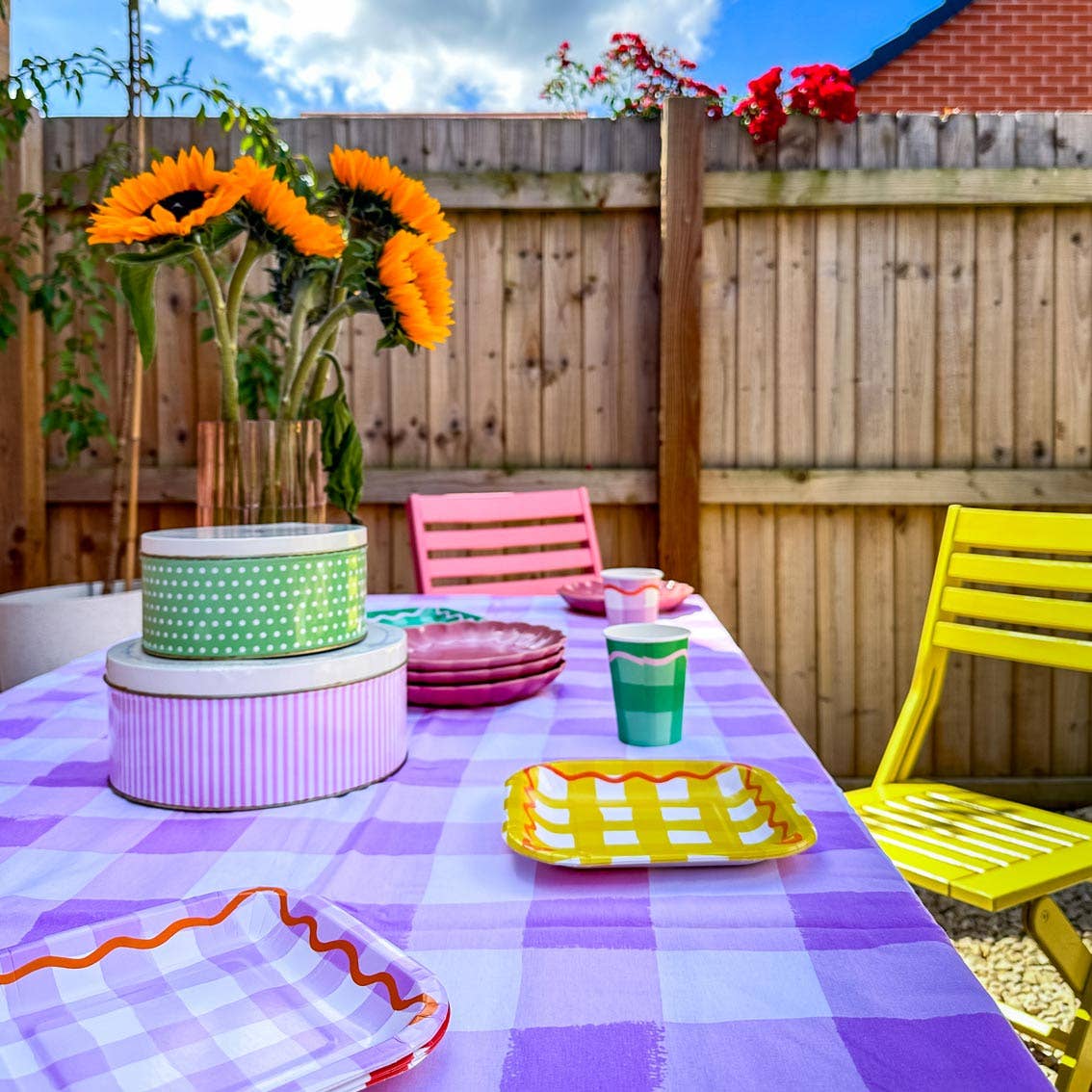 Assiettes carrées en vichy coloré - Pack de 12 | Fournitures de fête |