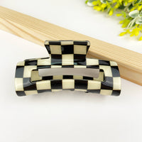Pince à cheveux rétro à motif damier: Blanc orangé