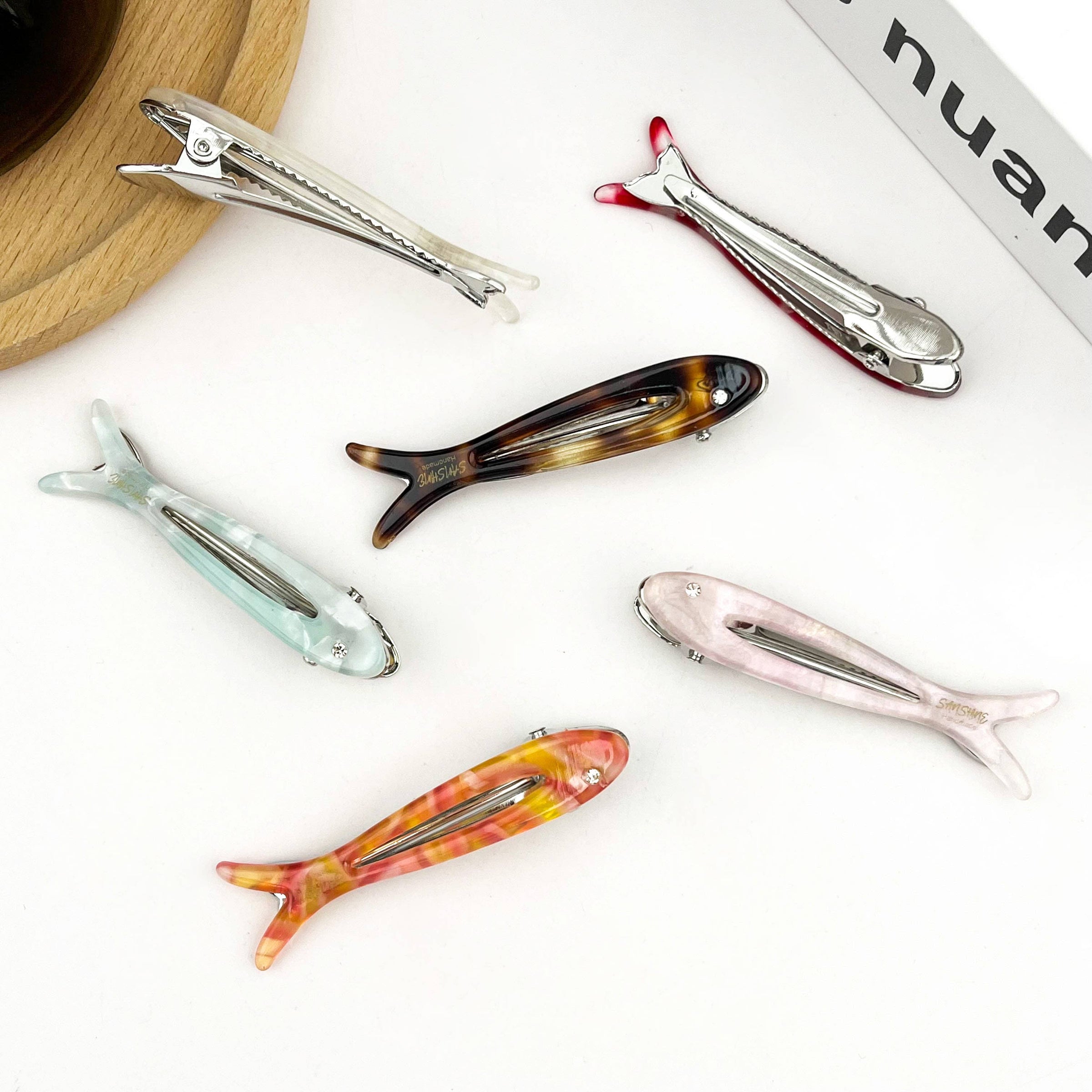 Pince à cheveux en acétate en forme d'arête de poisson creuse, pince bec de canard design poisson: C