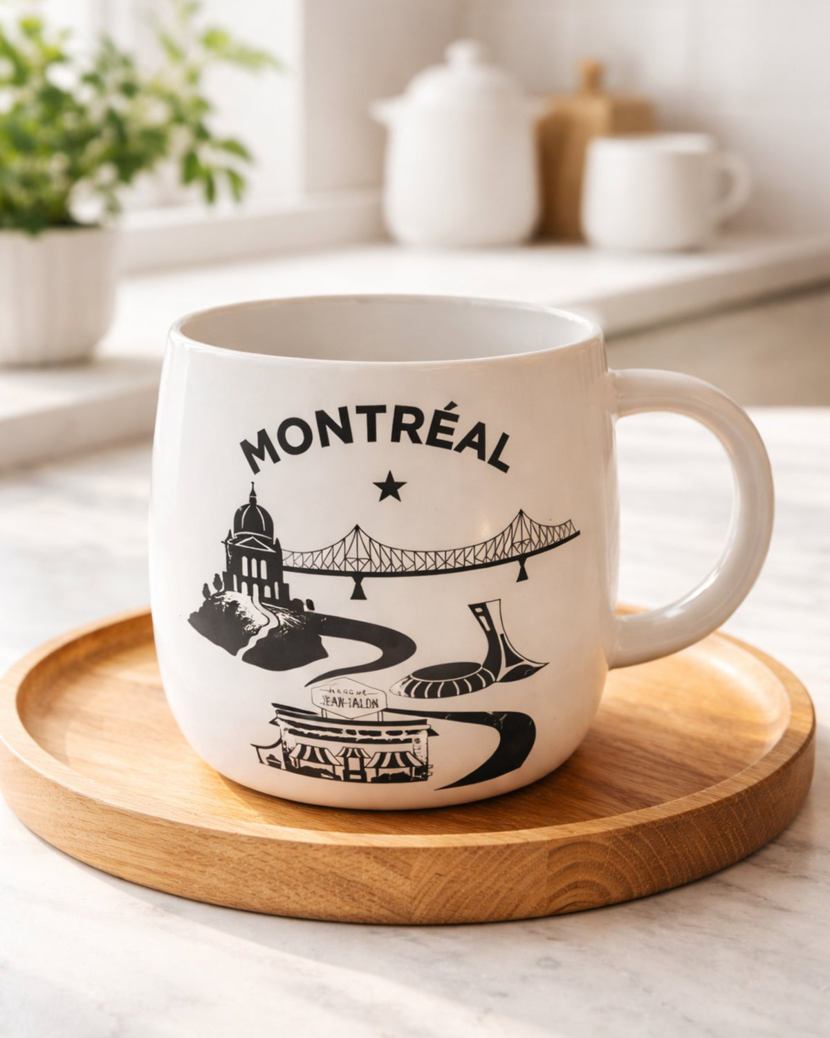 Black and white ceramic mug, Montreal LB