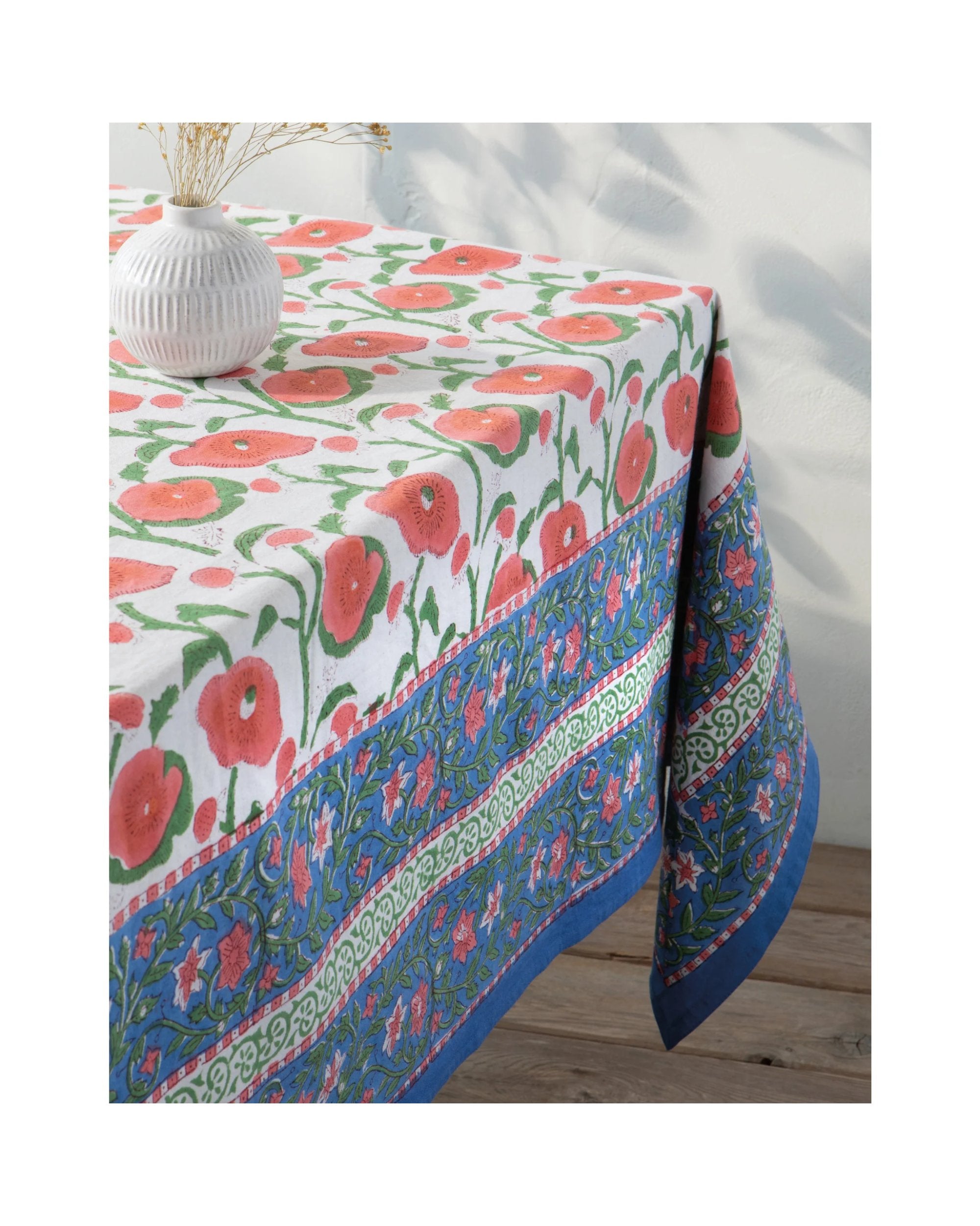Nappe imprimée à motifs de coquelicots 90 x 60 pouces