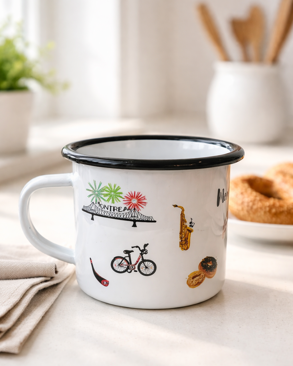 White mug with Montreal emblem in enamel LB