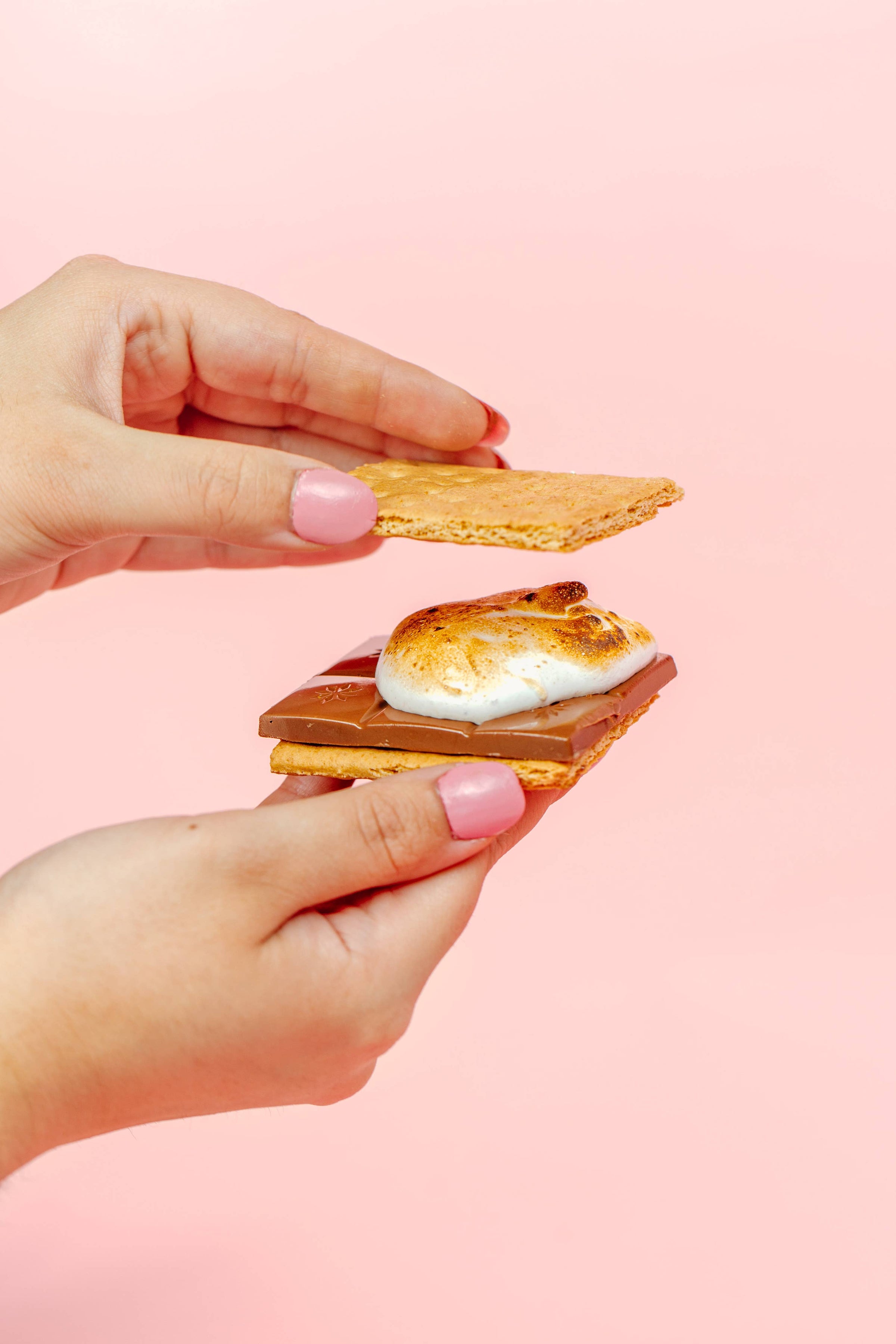 Gimme Gimme S'More Ooey Guimauve Bonté